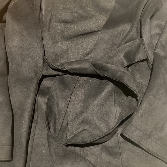 Zara faux suede tie front jacket. Size L - Picture 4 of 6